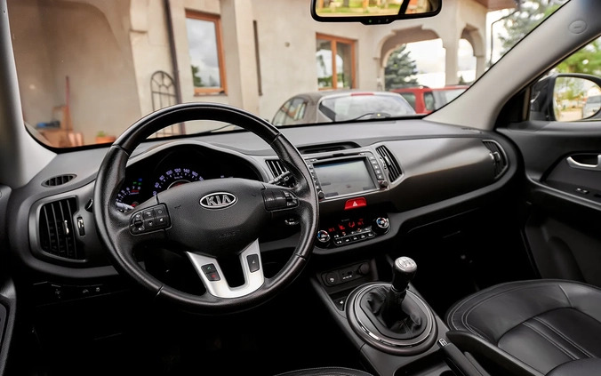 Kia Sportage cena 47900 przebieg: 195000, rok produkcji 2010 z Stryków małe 326